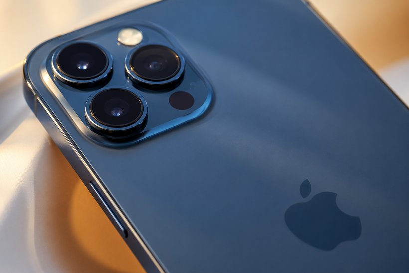 Will a Refurbished Phone Have Scratches? A Grade-by-Grade Guide